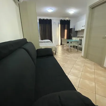 Apartament Frontemare1 *