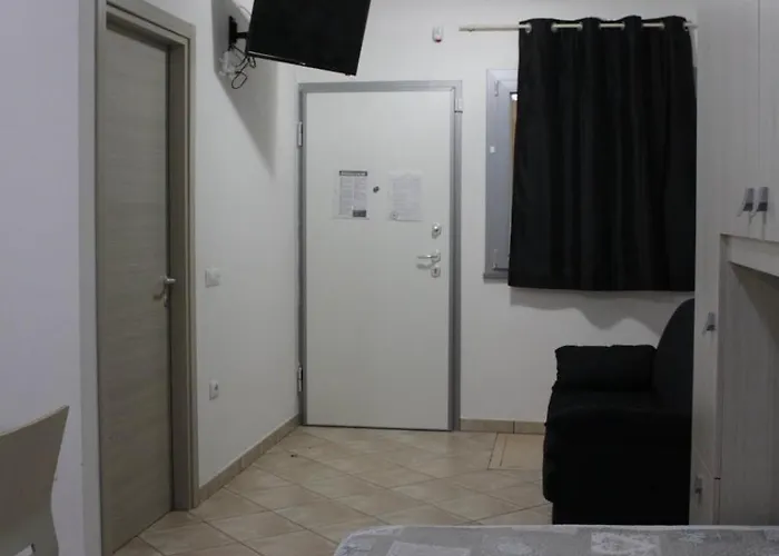 Apartman Frontemare1 *