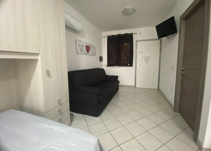 Apartman Frontemare1 *